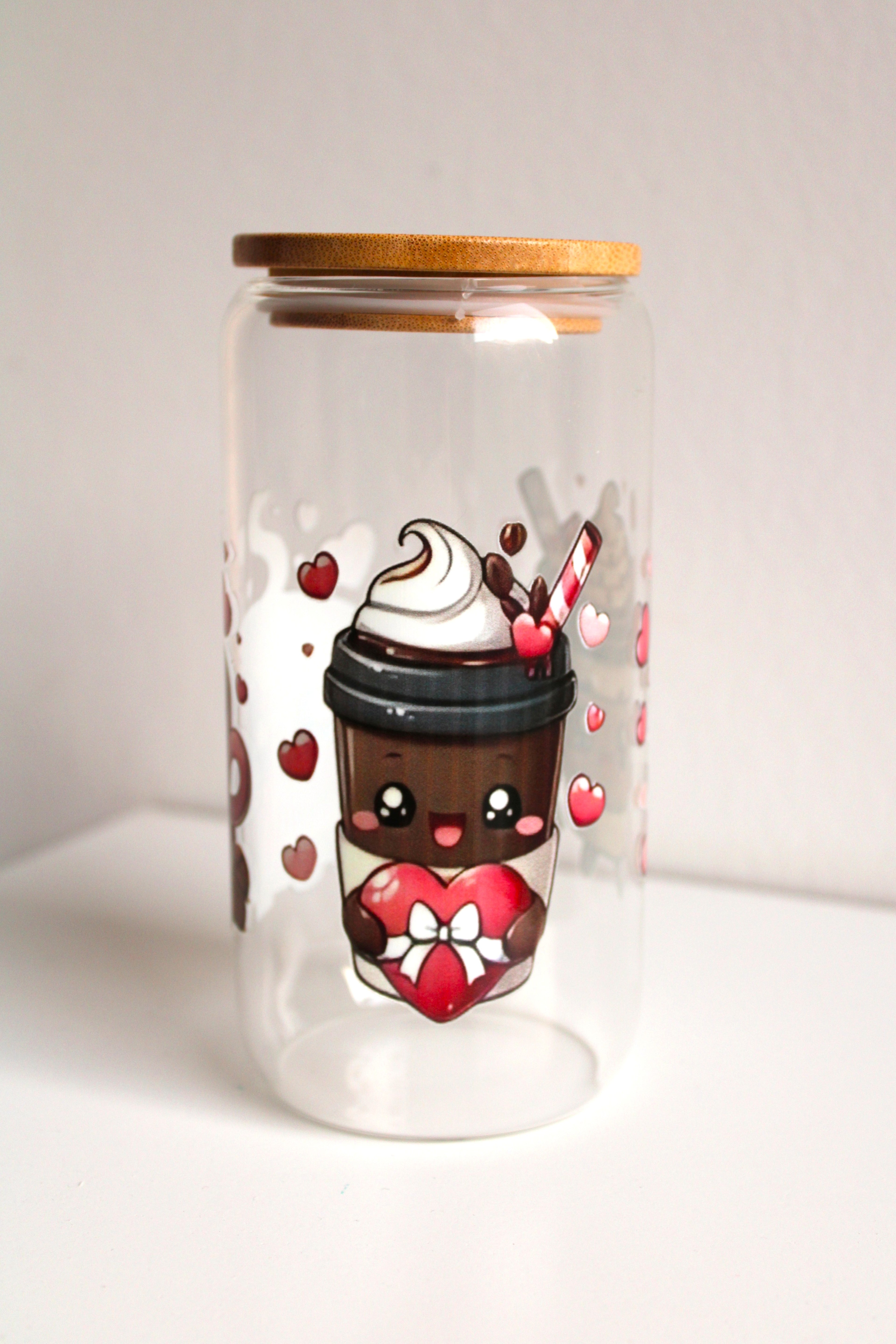 Détail Box Blind Date With a Book - Goodies et livre surprise emballé
