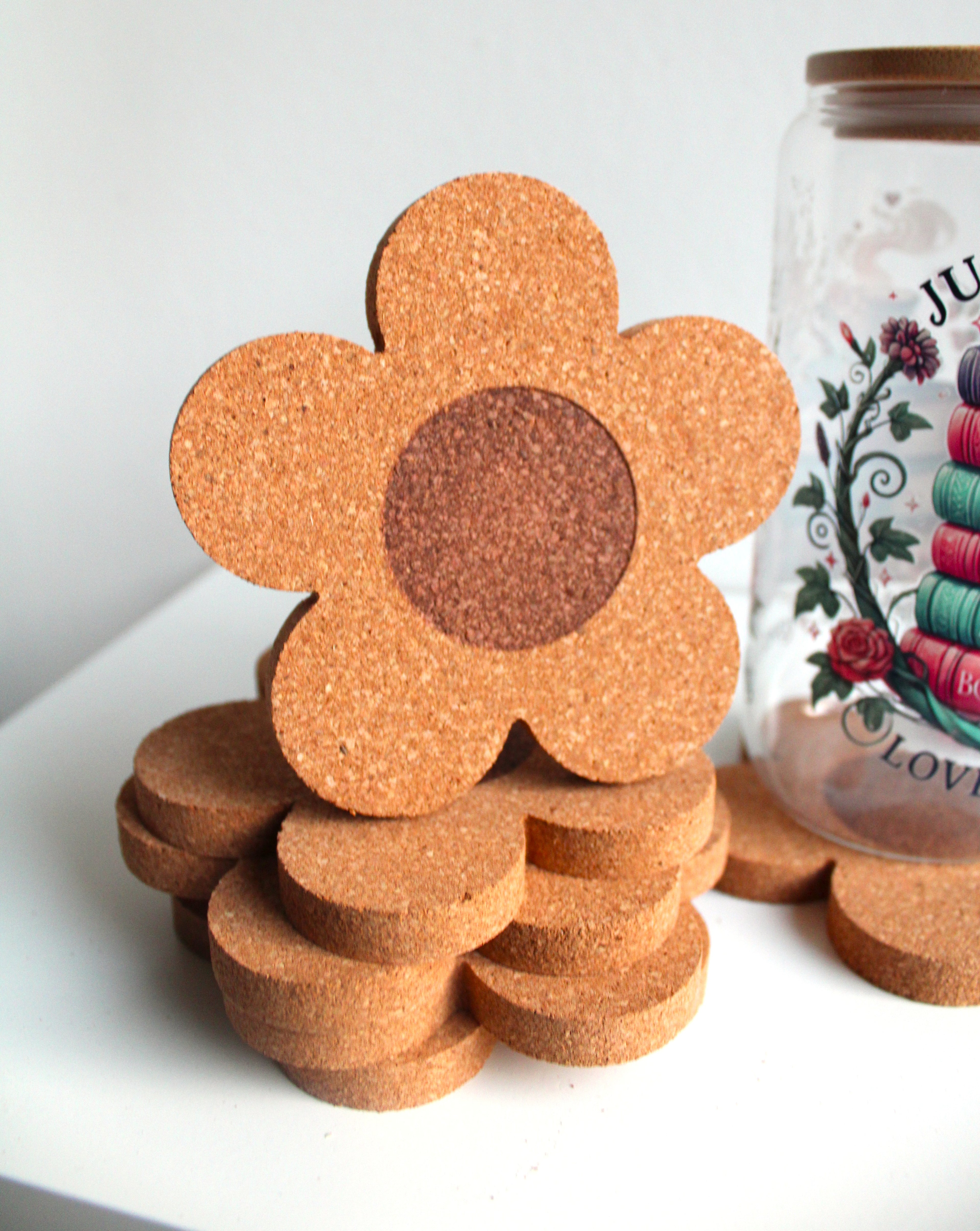 Détail Box Prémium Blind Date With a Book - Accessoires lecture premium et livre surprise
