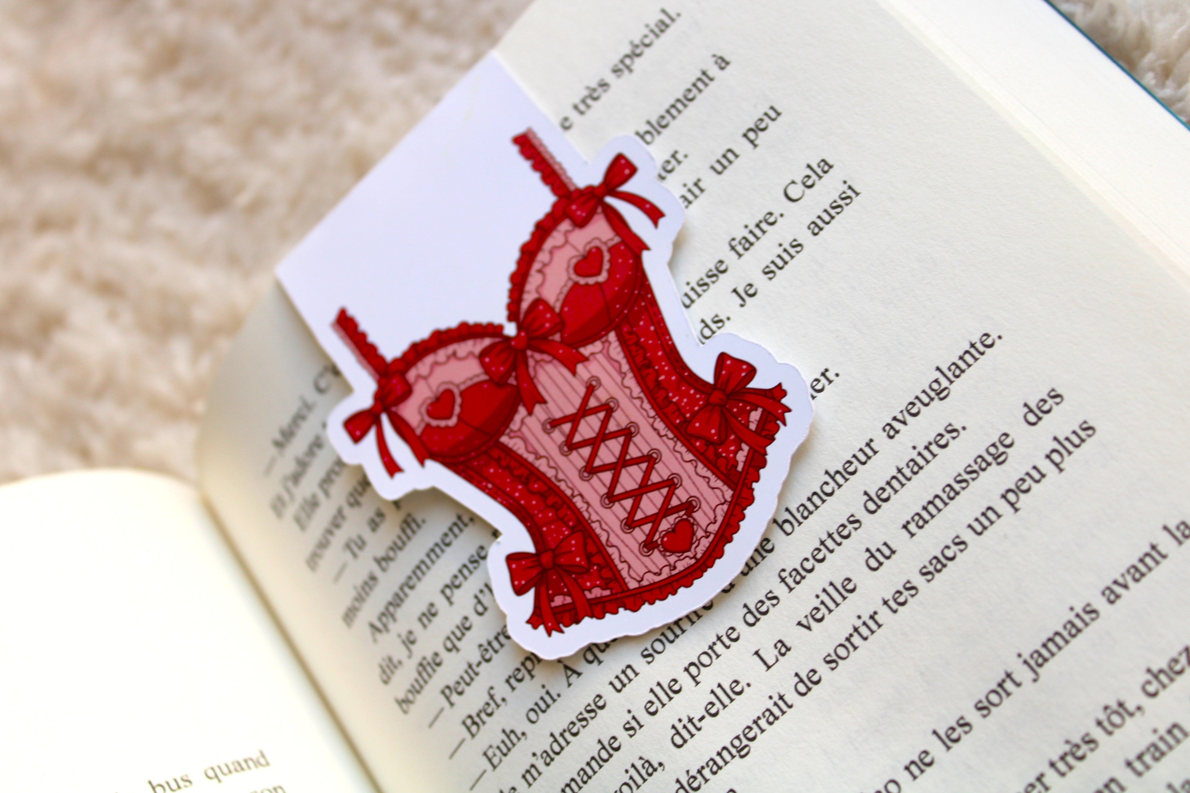 Marque-page Dark Romance fait main - Bookmark magnétique romance Genève
