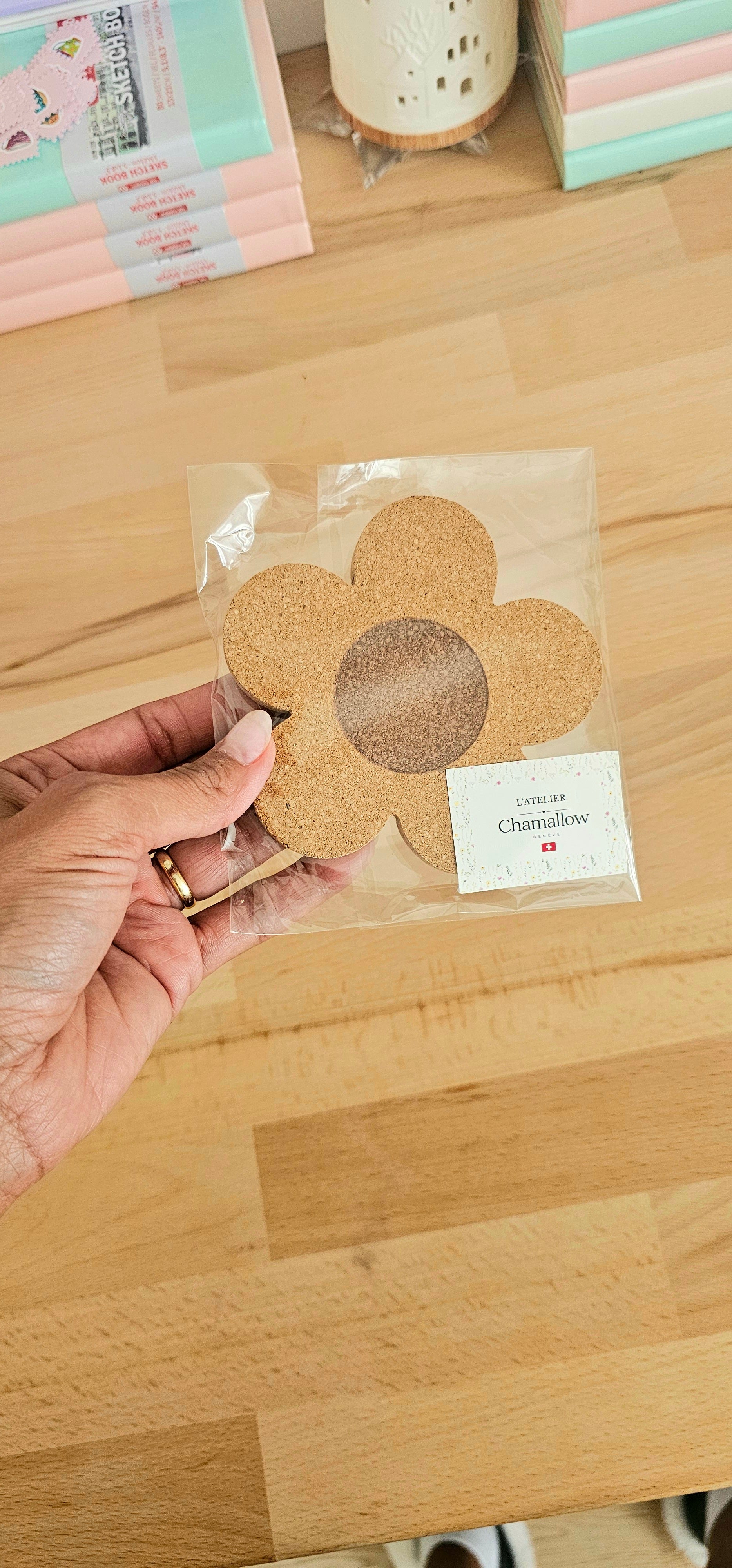 Box créative DIY – présentation du coffret cadeau Cricut & paillettes sous verre liège