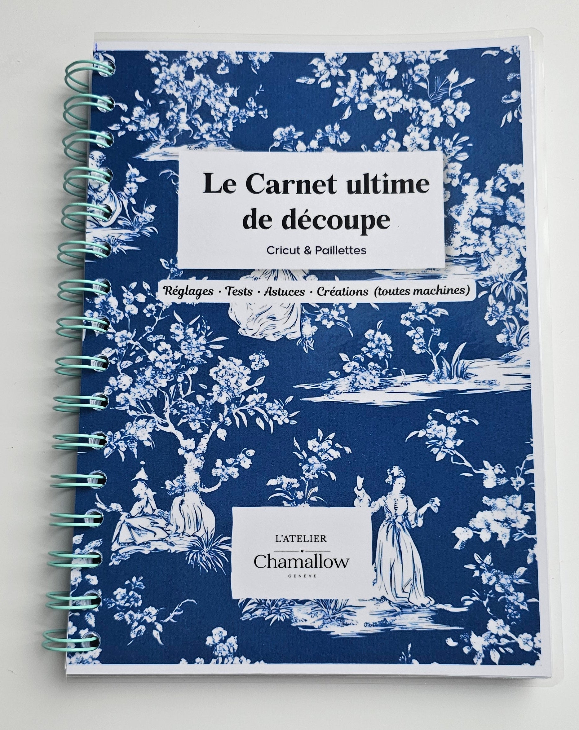 Carnet Ultime de Découpe - Pages intérieures avec tableaux de réglages