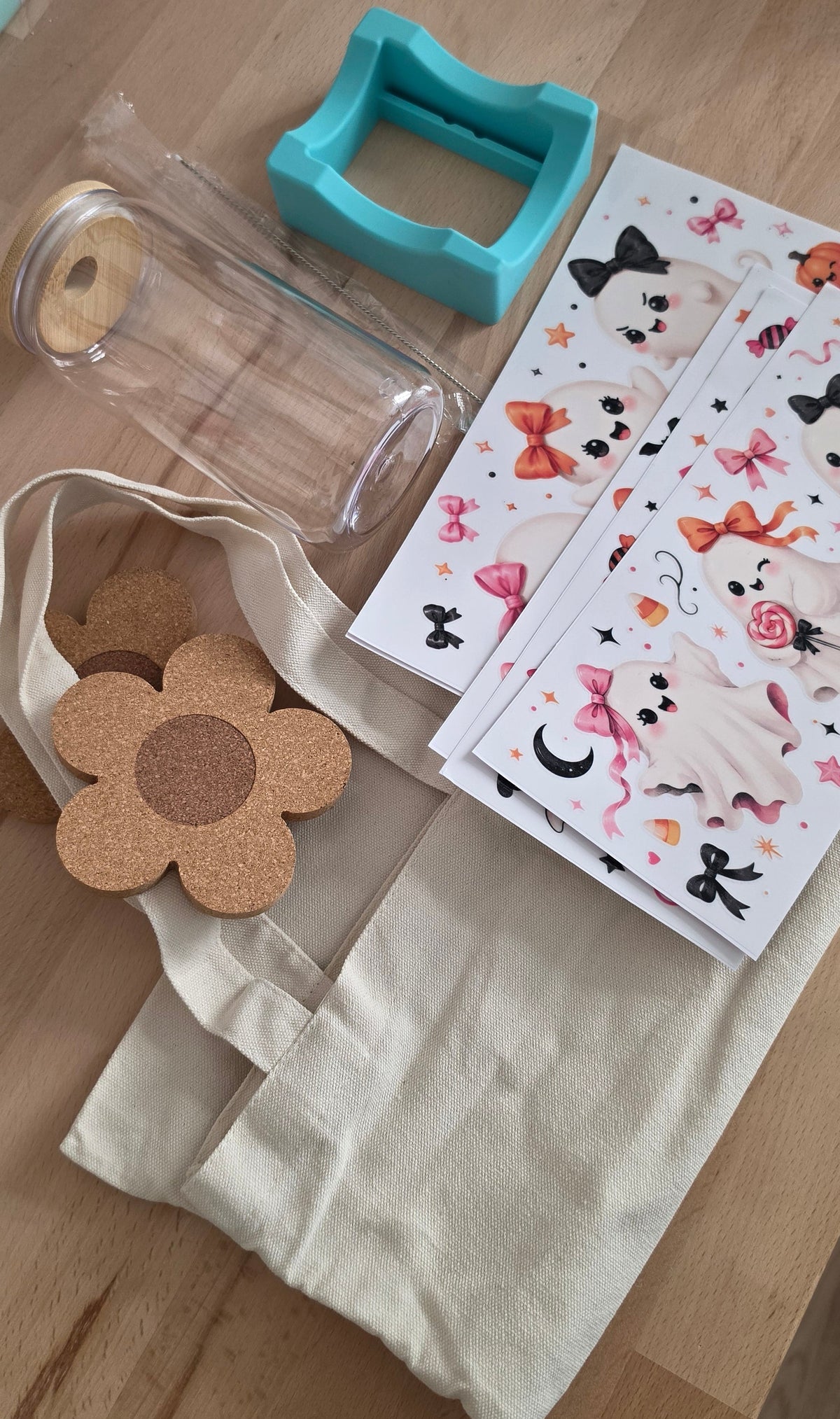 Box créative DTF & DTF UV Cricut et Paillettes avec tote bag, verre bambou et accessoires de personnalisation